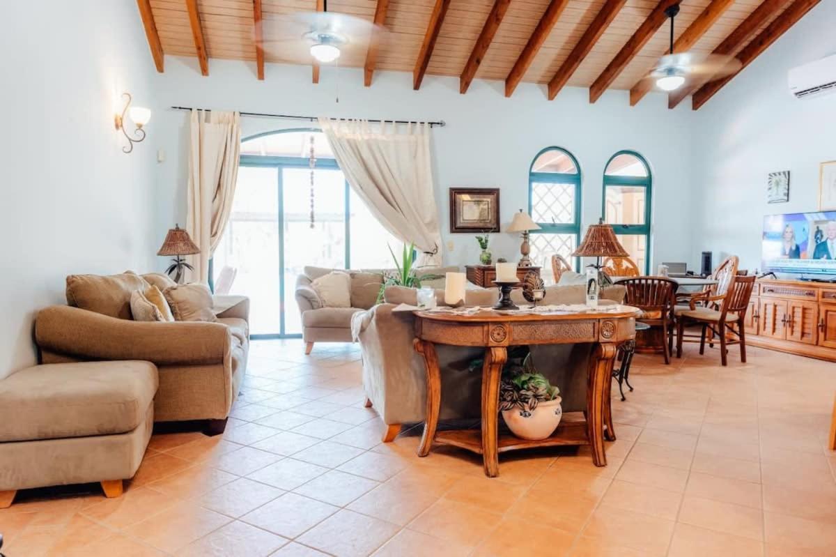 The Elegance Of Tierra Del Sol With Private Pool Villa Palm Beach Exteriör bild